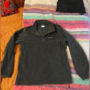 Columbia Grey Sweater Medium